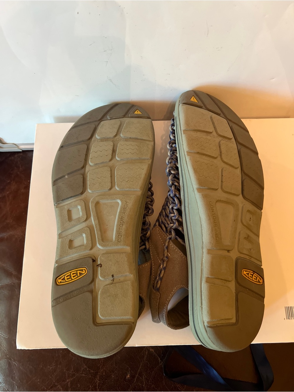 Keen Uneek Men’s US Size 13 Bungee Cord Shoes Hiking Sandals Gray - Picture 5 of 6